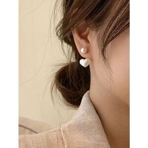 NWT Boho White Heart Shaped Faux Pearl Jacket Stud Earrings